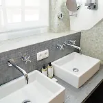 ホテル Monceau Louvain La Neuve