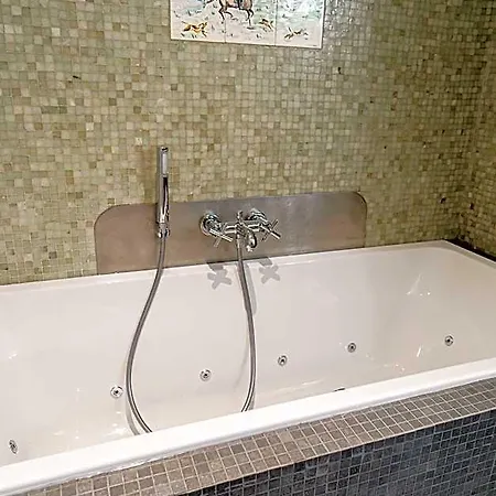 Szálloda Monceau Louvain La Neuve 3*